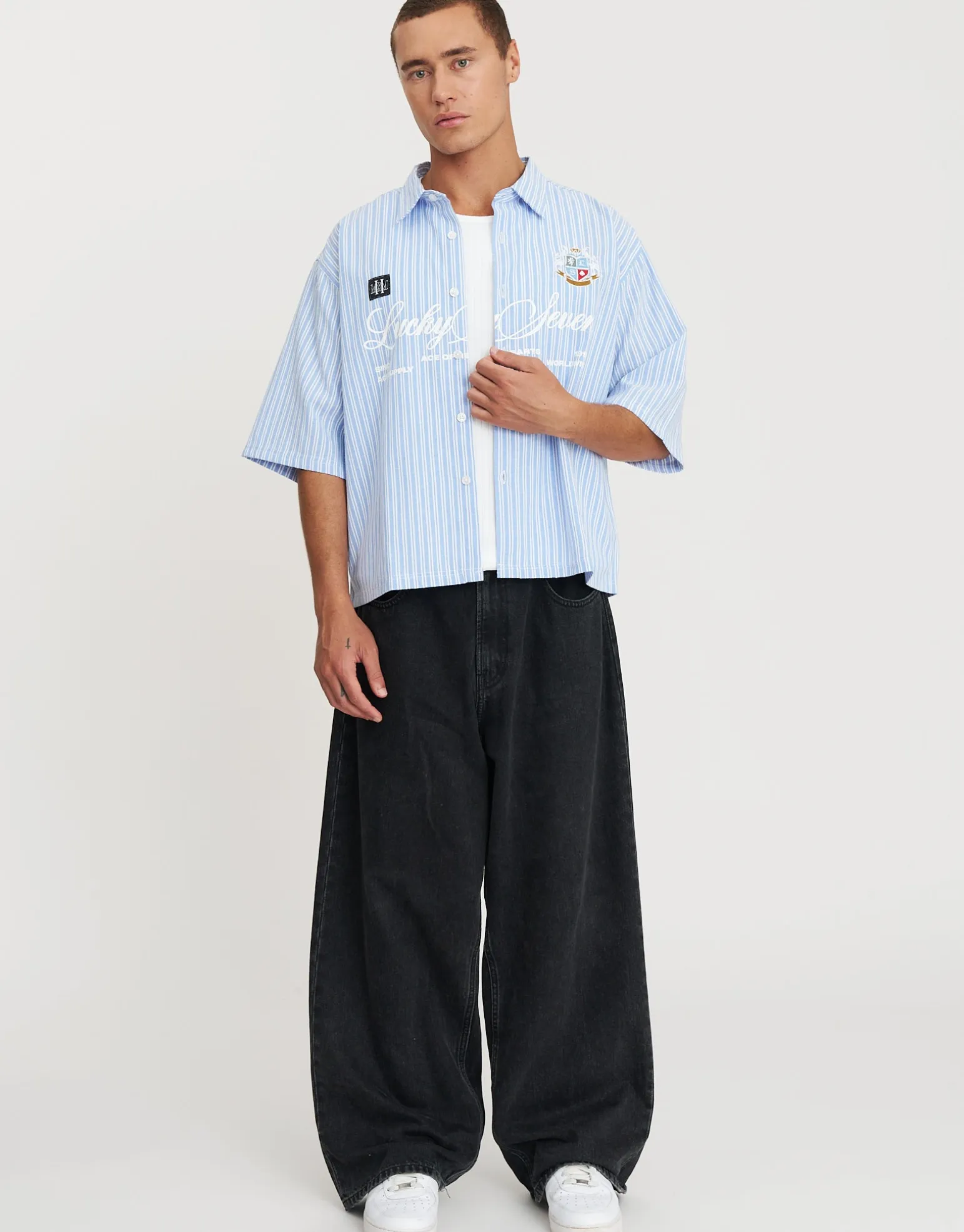 Ace Supply Cropped Short Sleeve Shirt in Lt Blue
