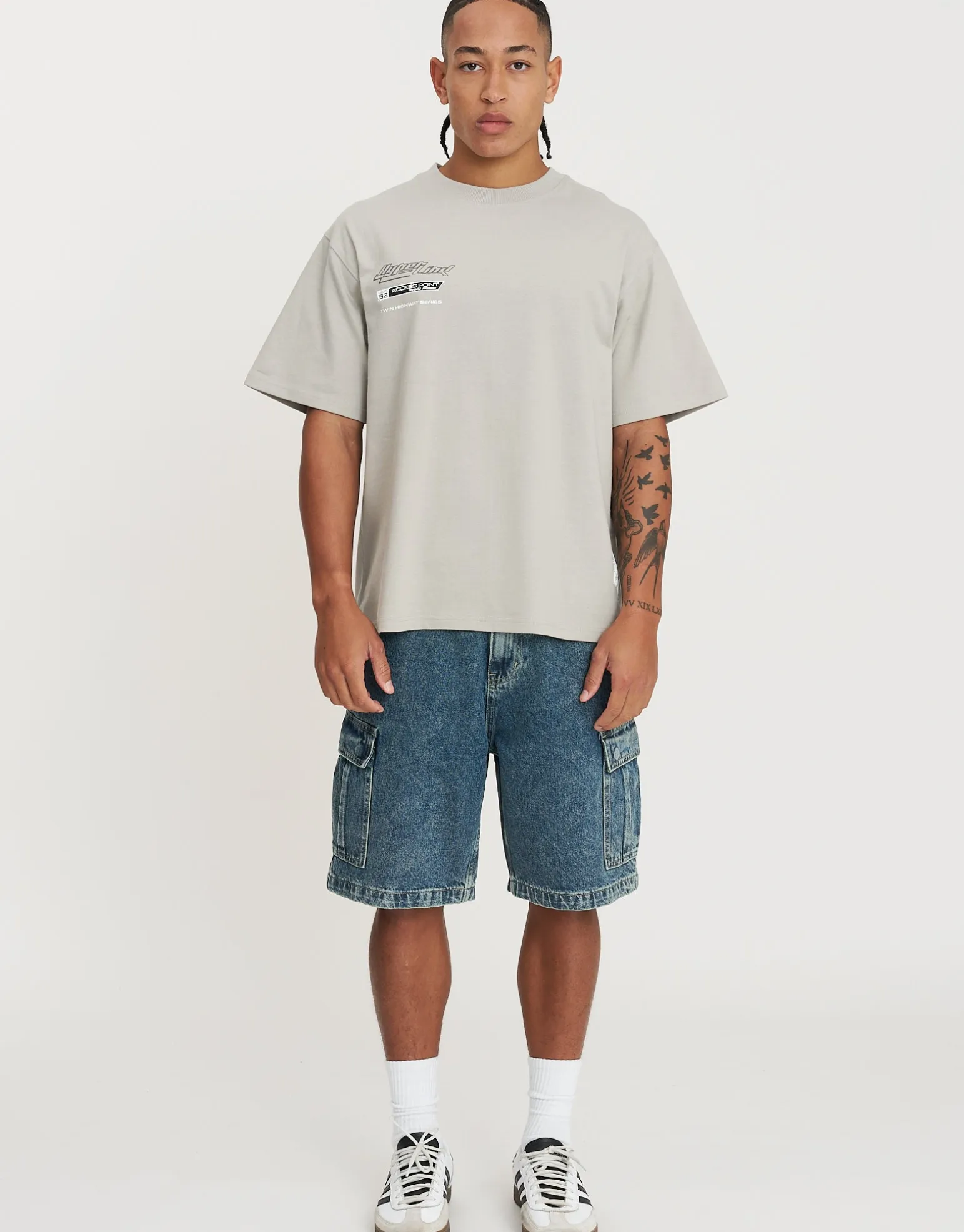 Anime Car Relaxed Fit T Shirt in Alloy Grey