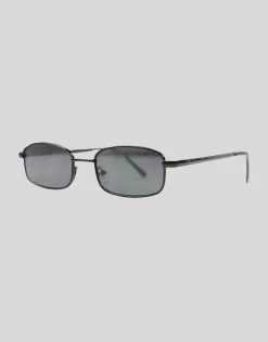 Ari Sunglasses in Black