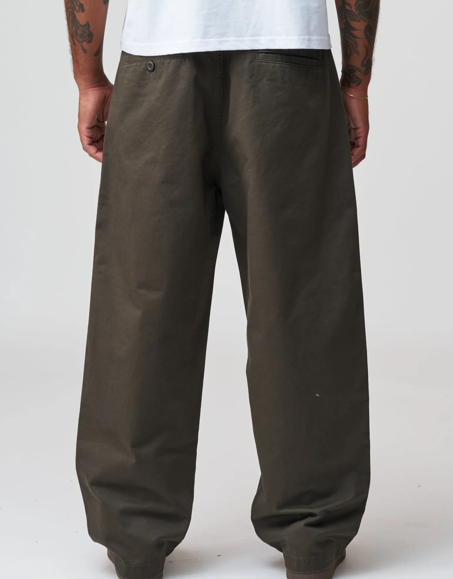 Baggy Double Pleated Pants in Khaki