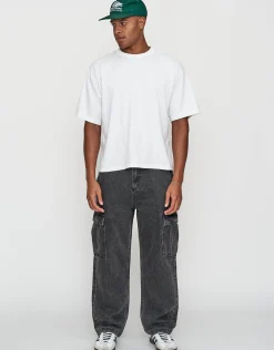 Baggy Fit Cargo Jeans in Swedish Black