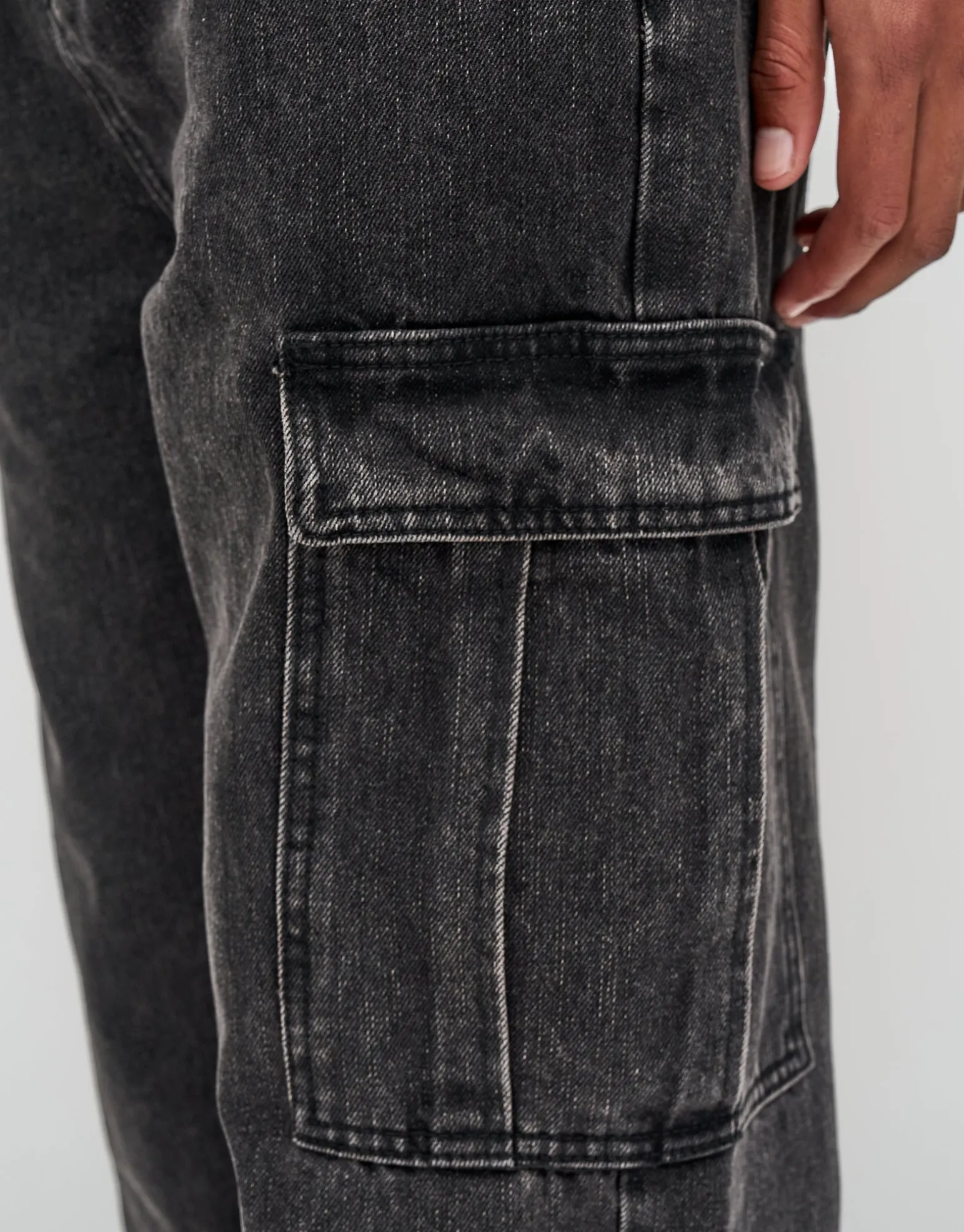Baggy Fit Denim Cargo Jeans in Vigor Blue