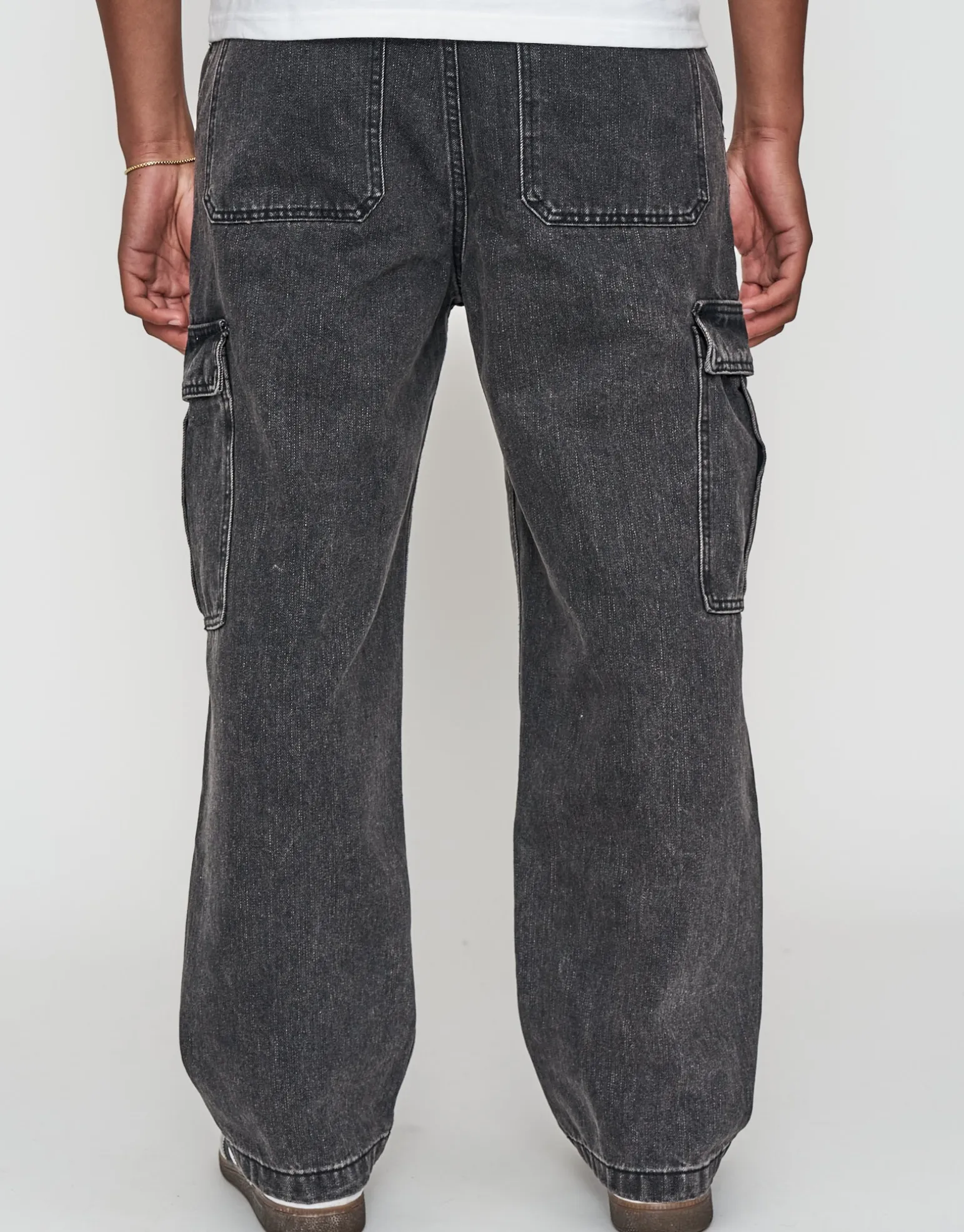 Baggy Fit Denim Cargo Jeans in Vigor Blue