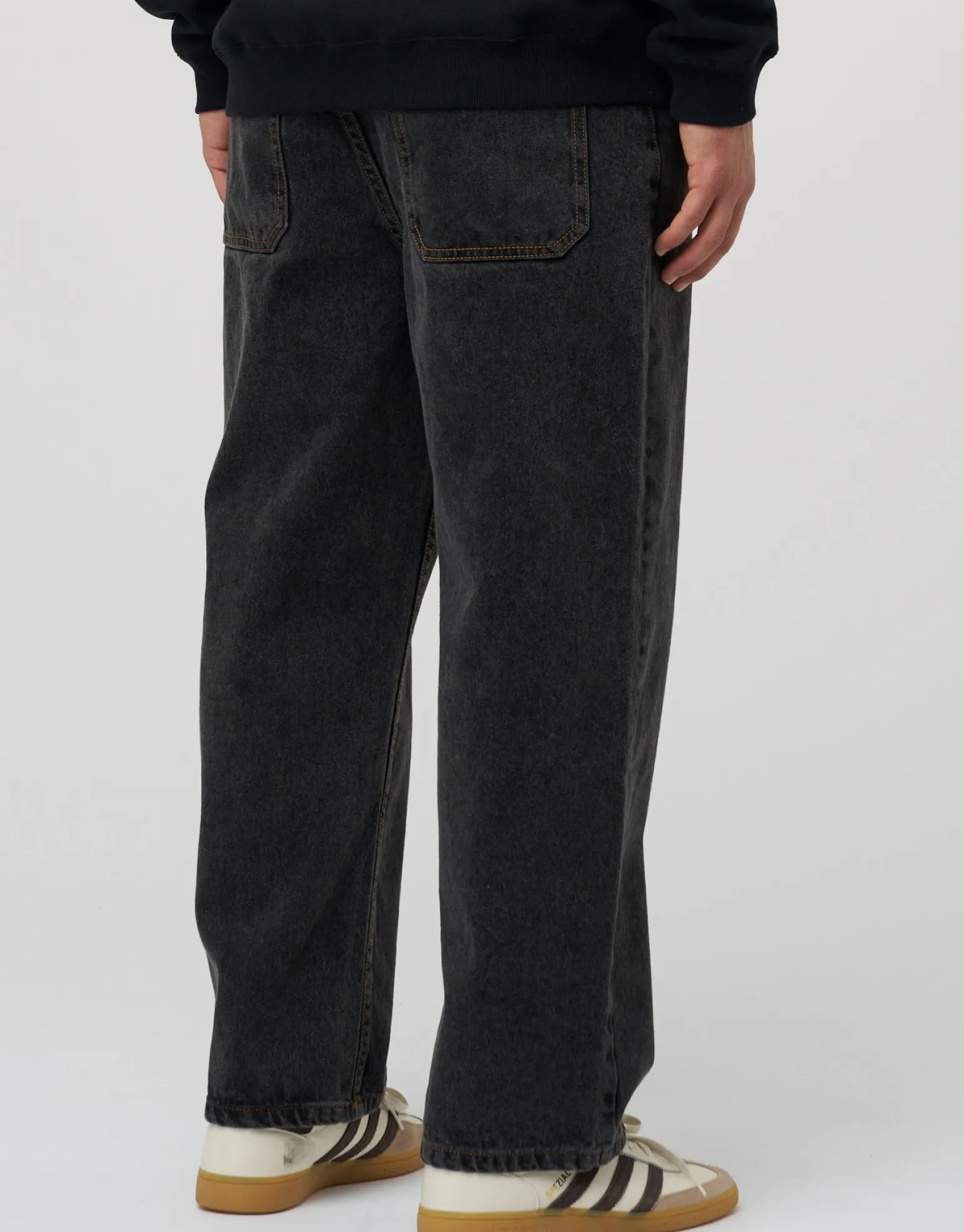 Baggy Fit Jeans in Bleached Grey