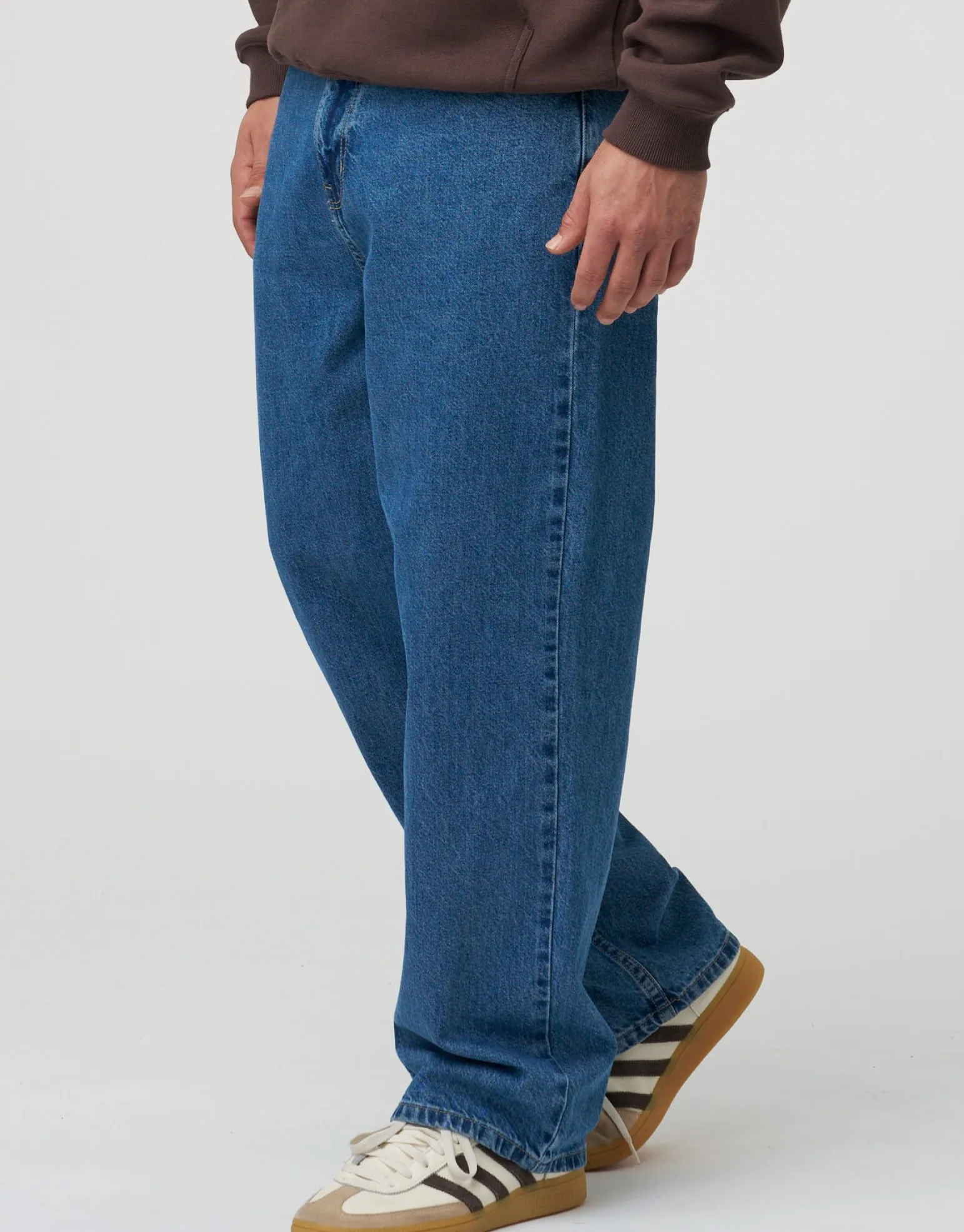 Baggy Fit Jeans in Bleached Grey