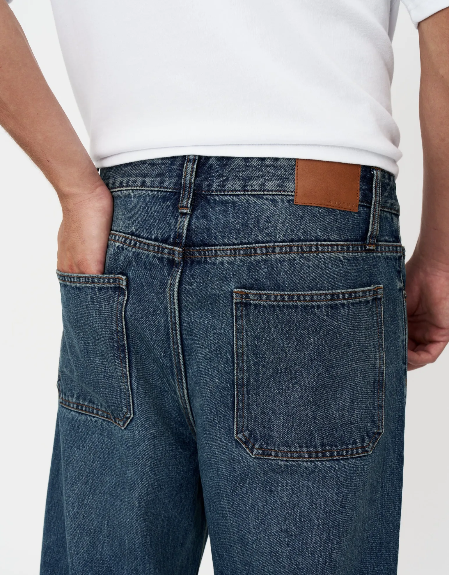 Baggy Fit Jeans in Bleached Grey
