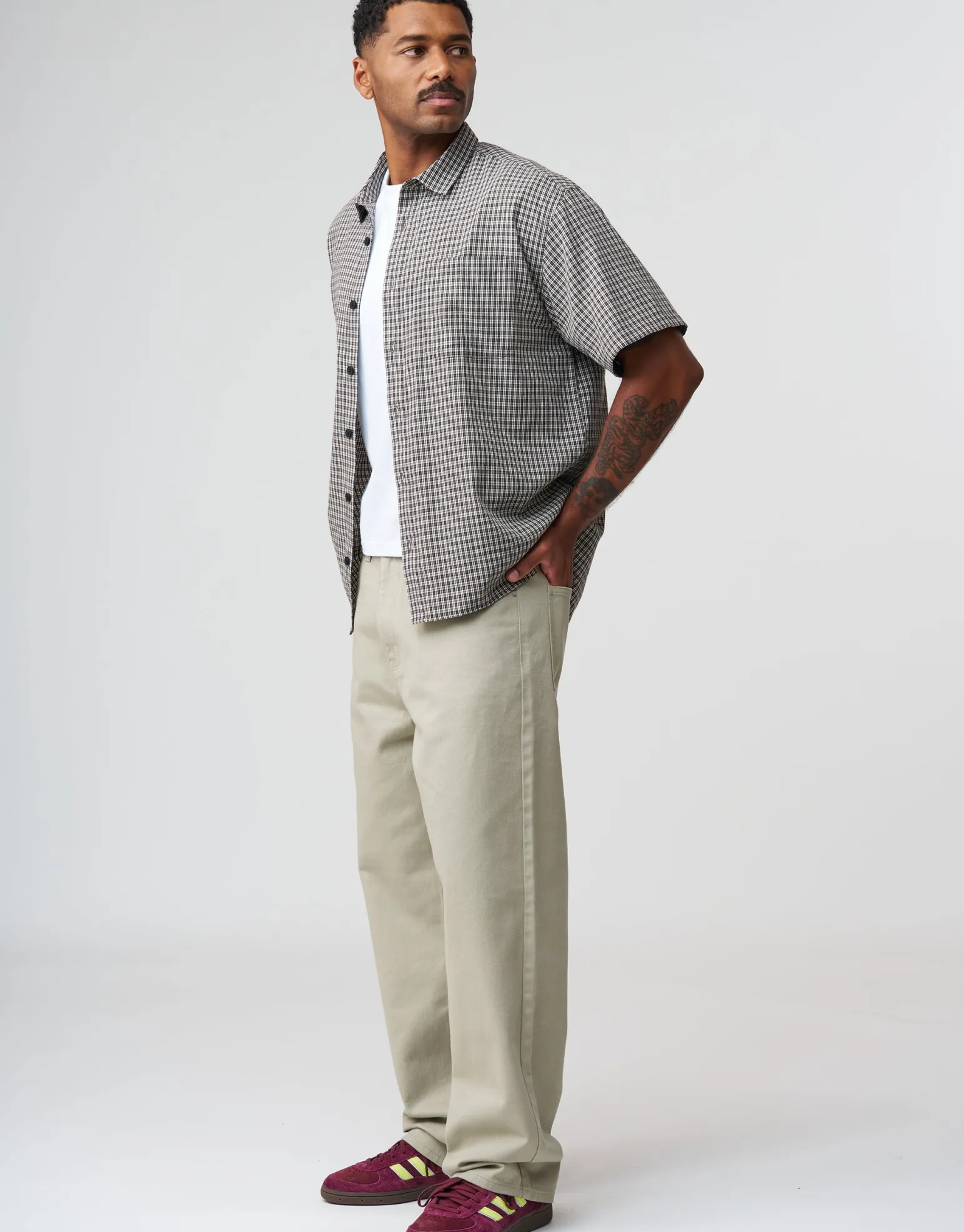 Baggy Fit Twill Pants in Beige