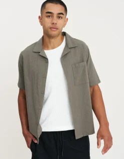 Bedford Linen Relaxed Fit Short Sleeve Shirt in Black