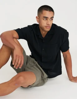 Bedford Linen Relaxed Fit Short Sleeve Shirt in Black