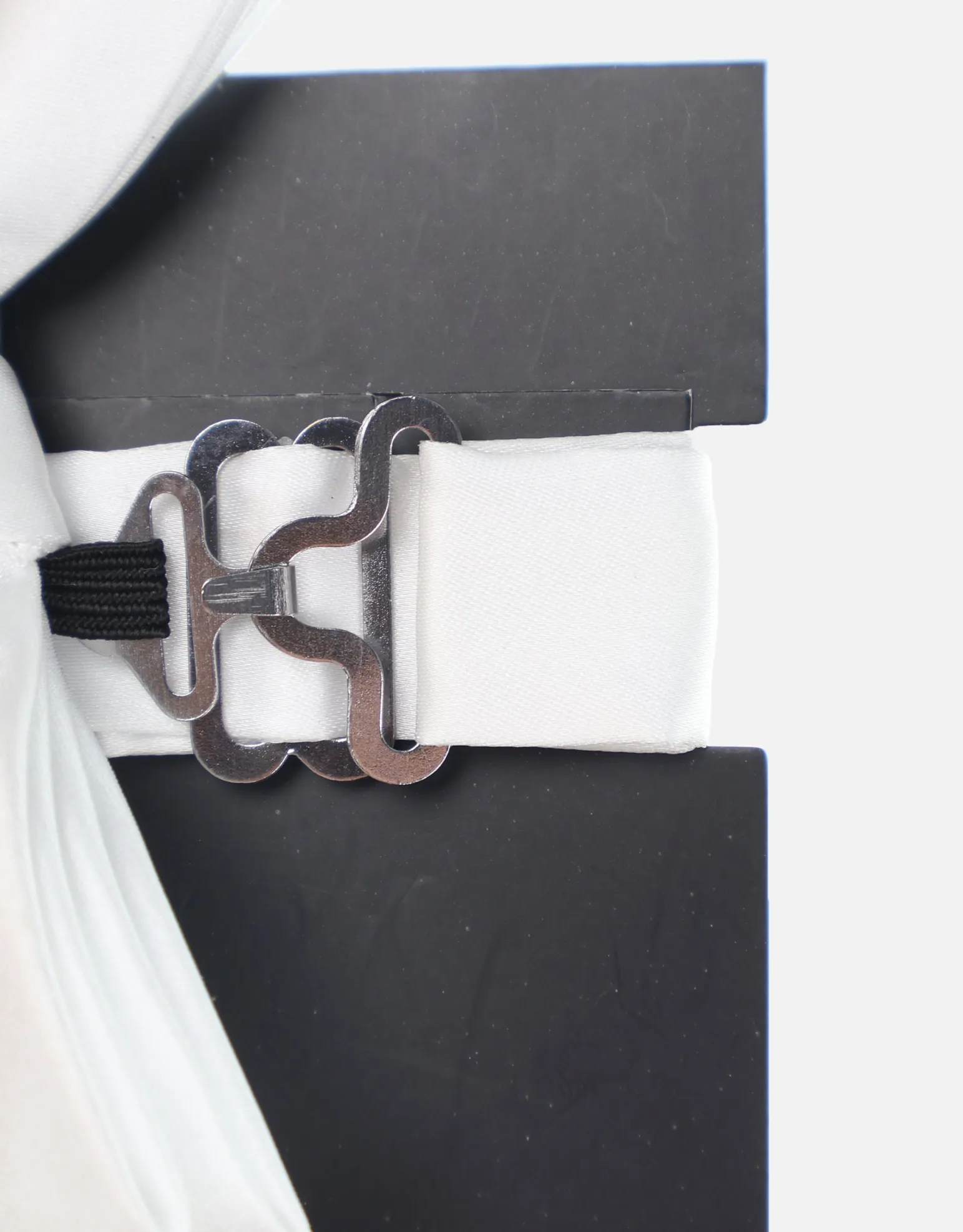 Bow Tie in White