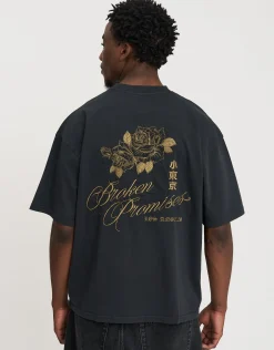 Broken Promises Box Fit T Shirt in Blanc