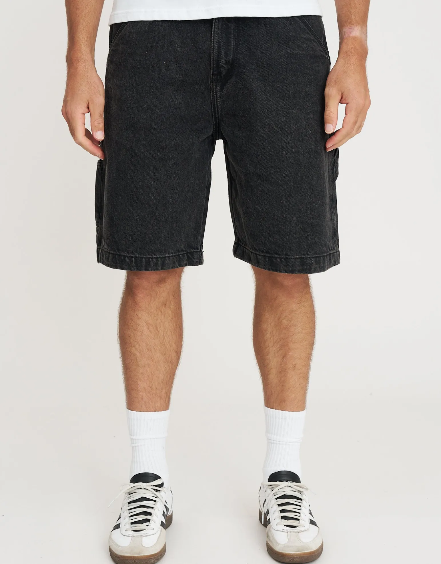 Carpenter Relaxed Fit Jorts in Blue Fade