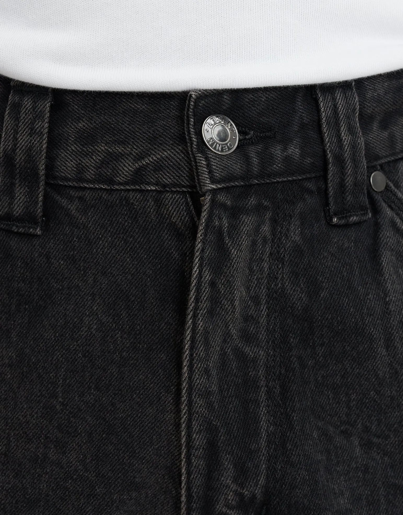 Carpenter Relaxed Fit Jorts in Blue Fade