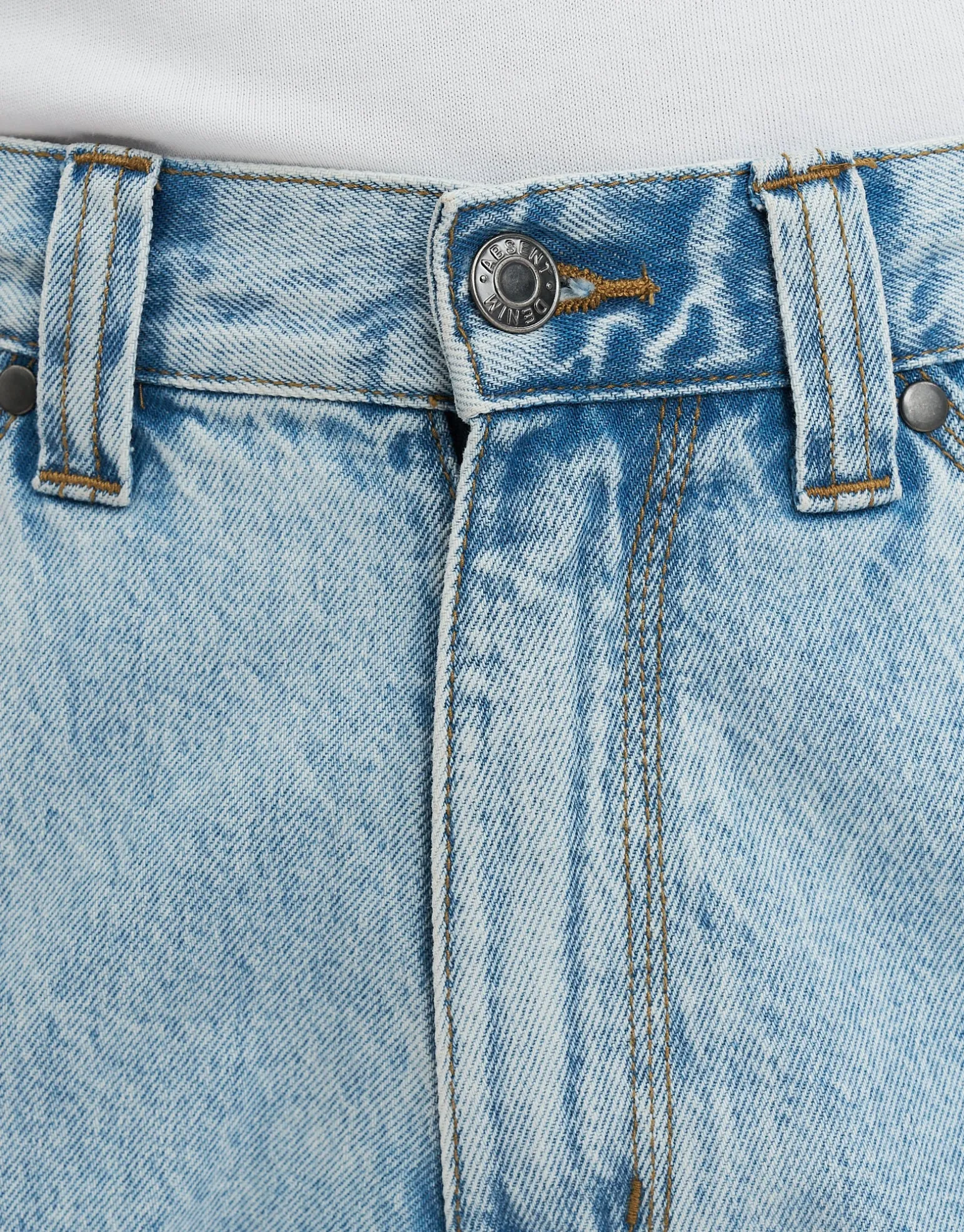 Carpenter Relaxed Fit Jorts in Blue Fade