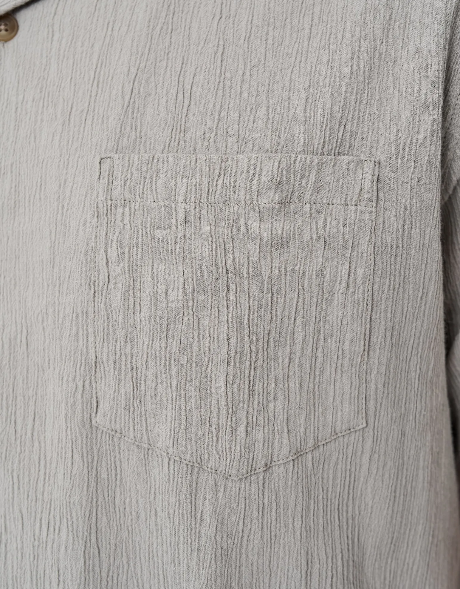 Crinkled Texture Short Sleeve Shirt in Moon