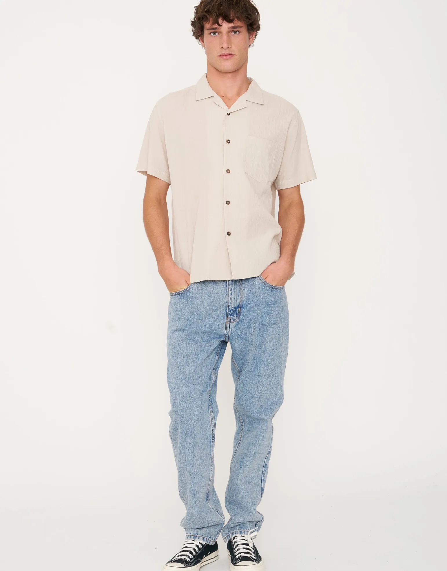 Crinkled Texture Short Sleeve Shirt in Moon
