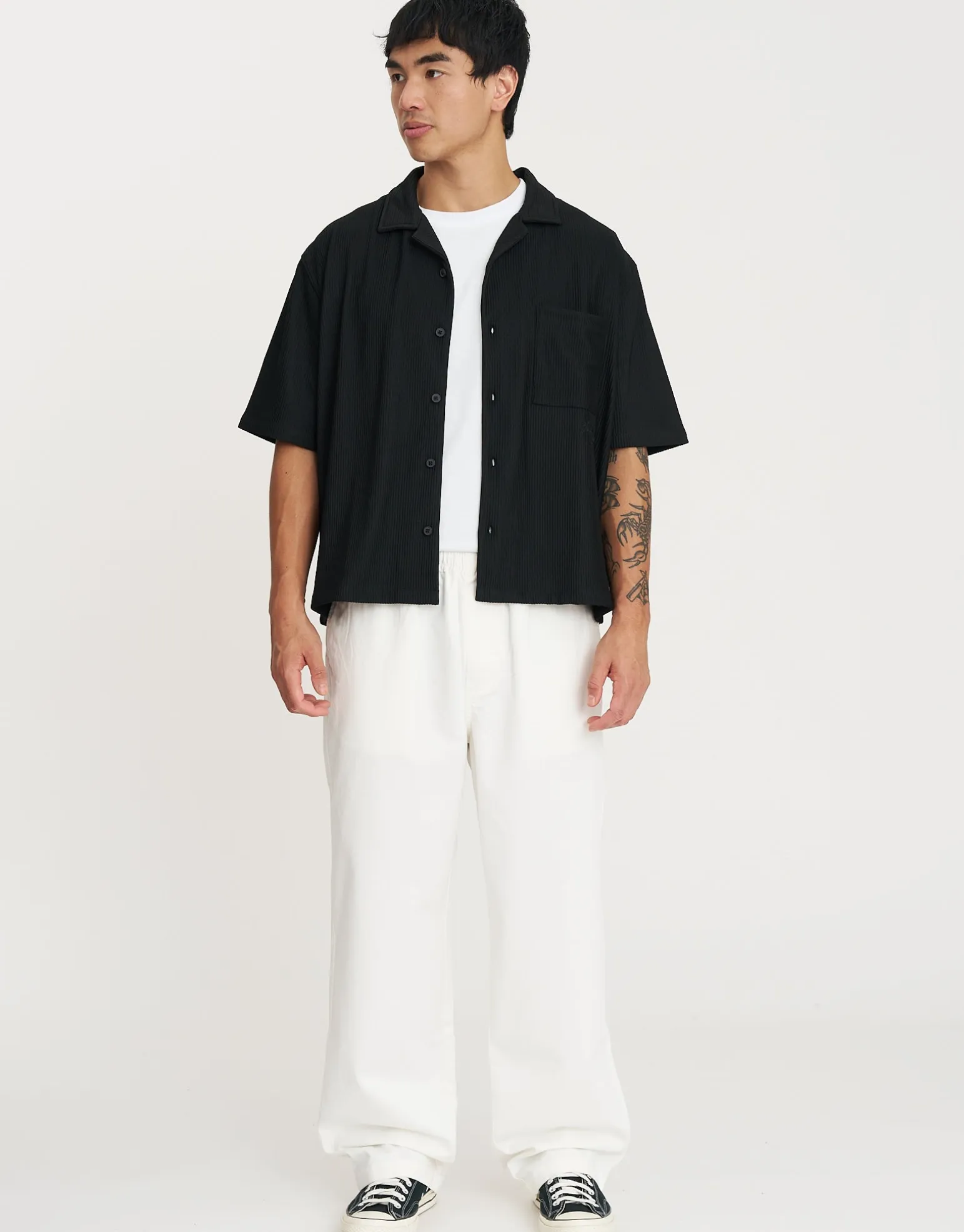Cropped Plisse Embroidered Short Sleeve Shirt in Off White