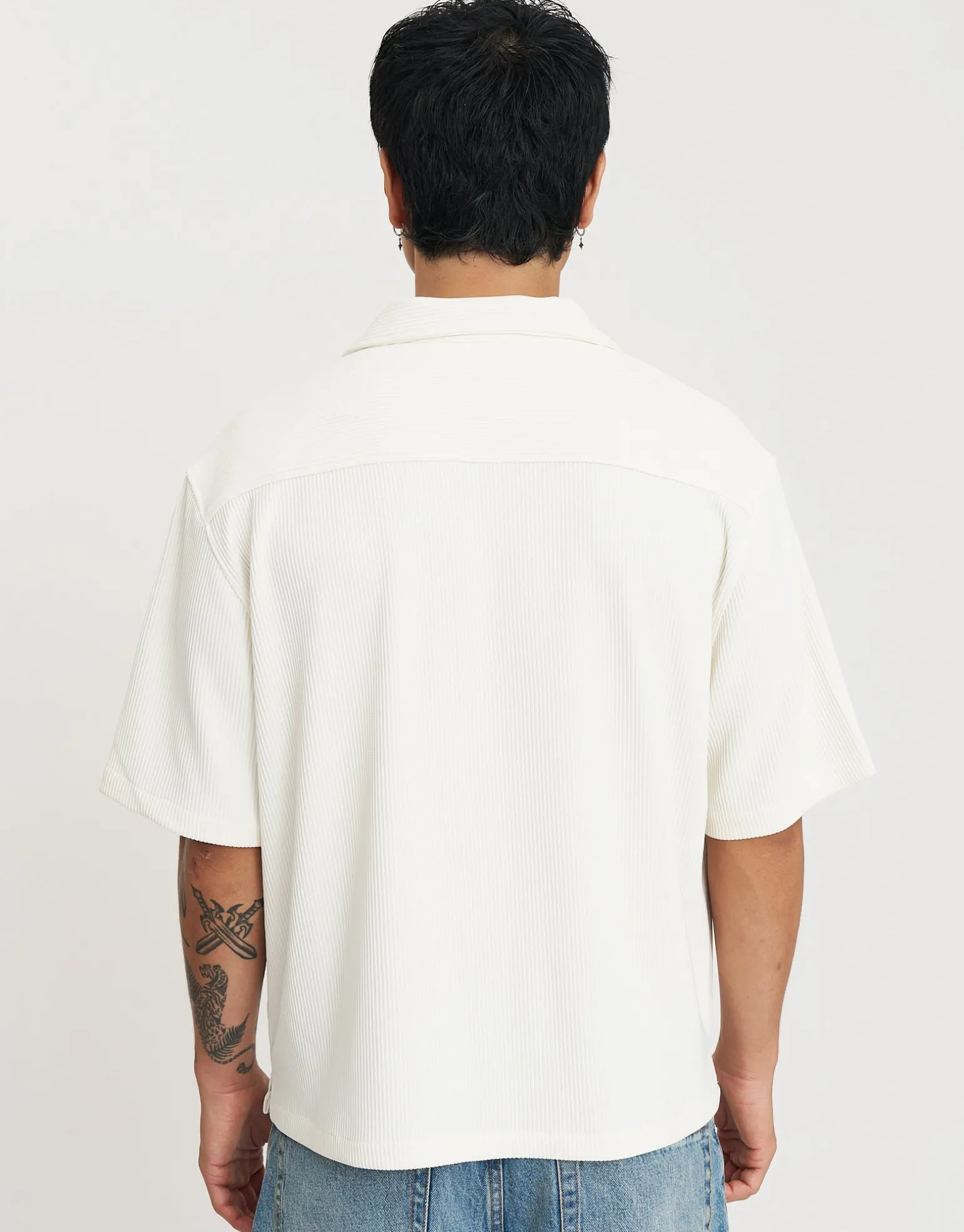 Cropped Plisse Embroidered Short Sleeve Shirt in Off White