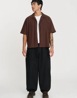 Cropped Plisse Embroidered Short Sleeve Shirt in Bitter Brown