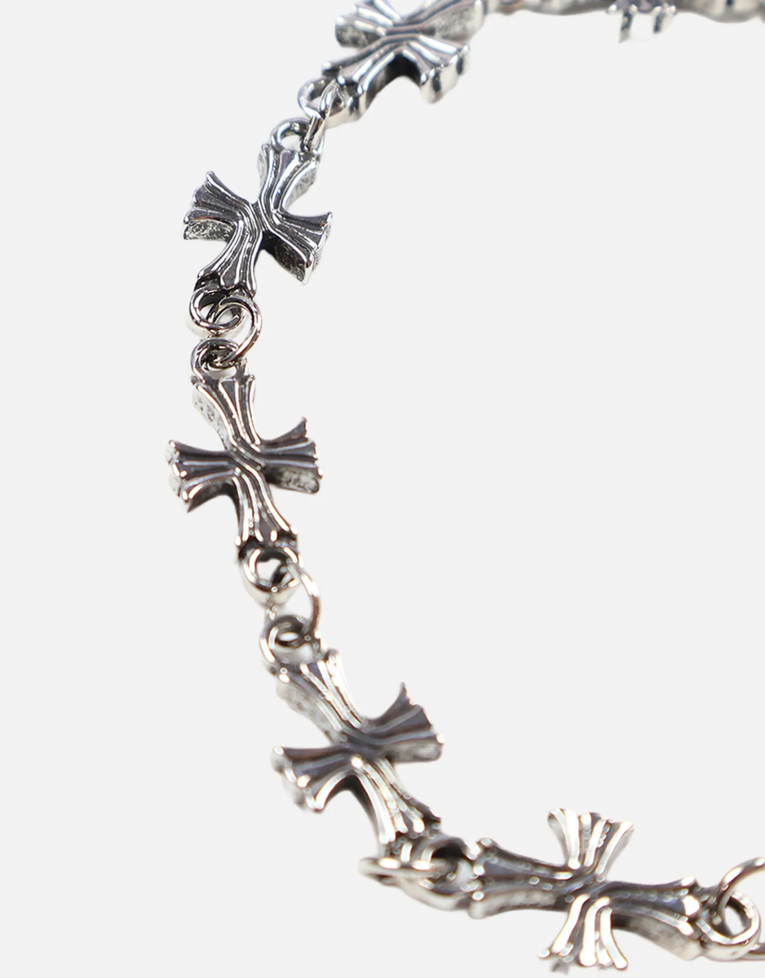 Cross Pendant Bracelet in Vintage Silver