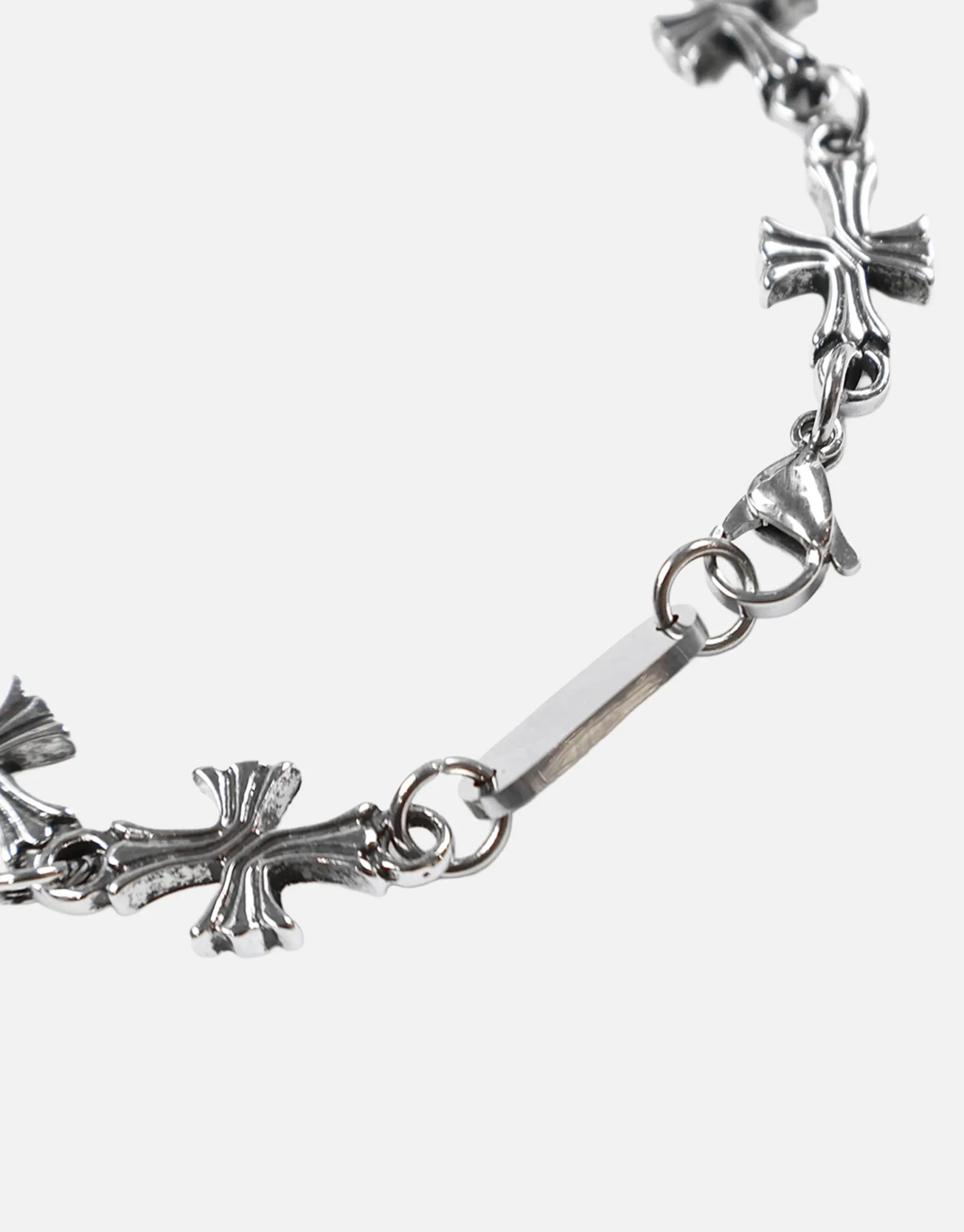 Cross Pendant Bracelet in Vintage Silver