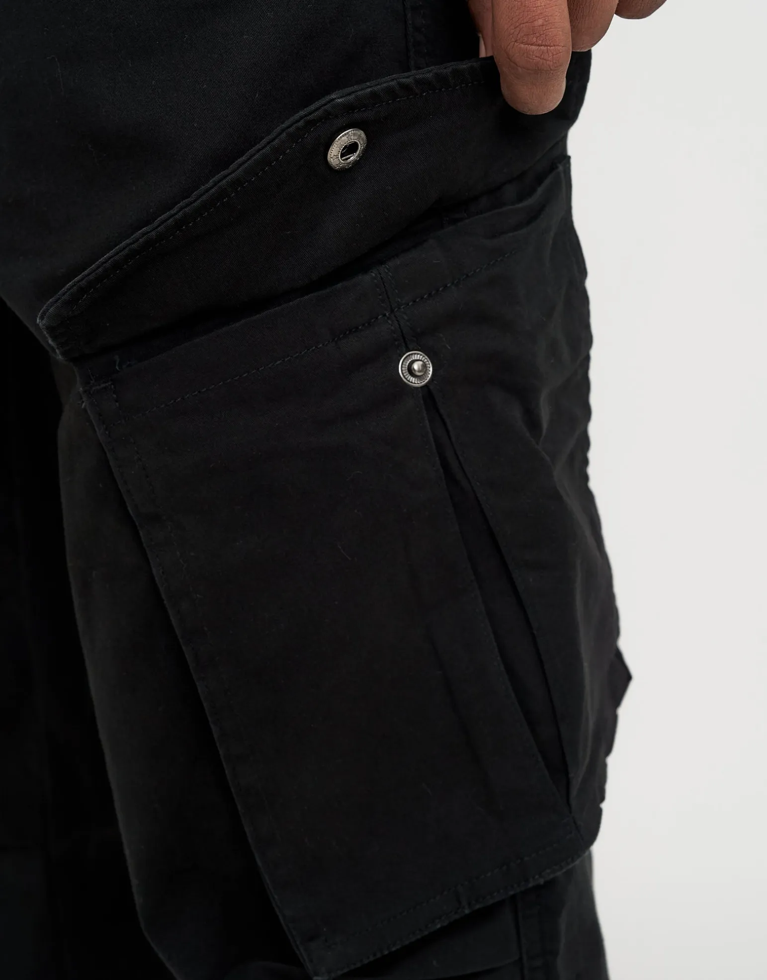 Cuffed Cargo Joggers in Stone