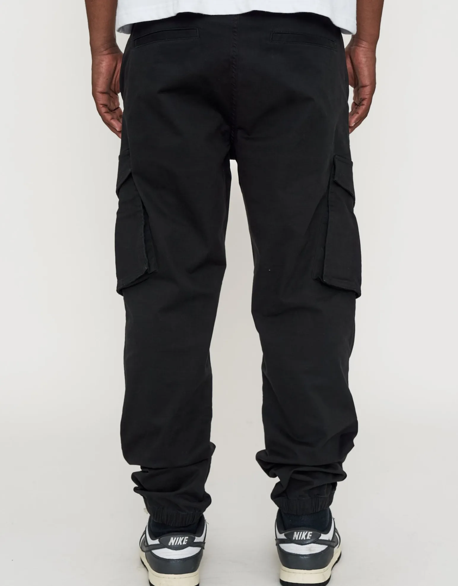 Cuffed Cargo Joggers in Stone