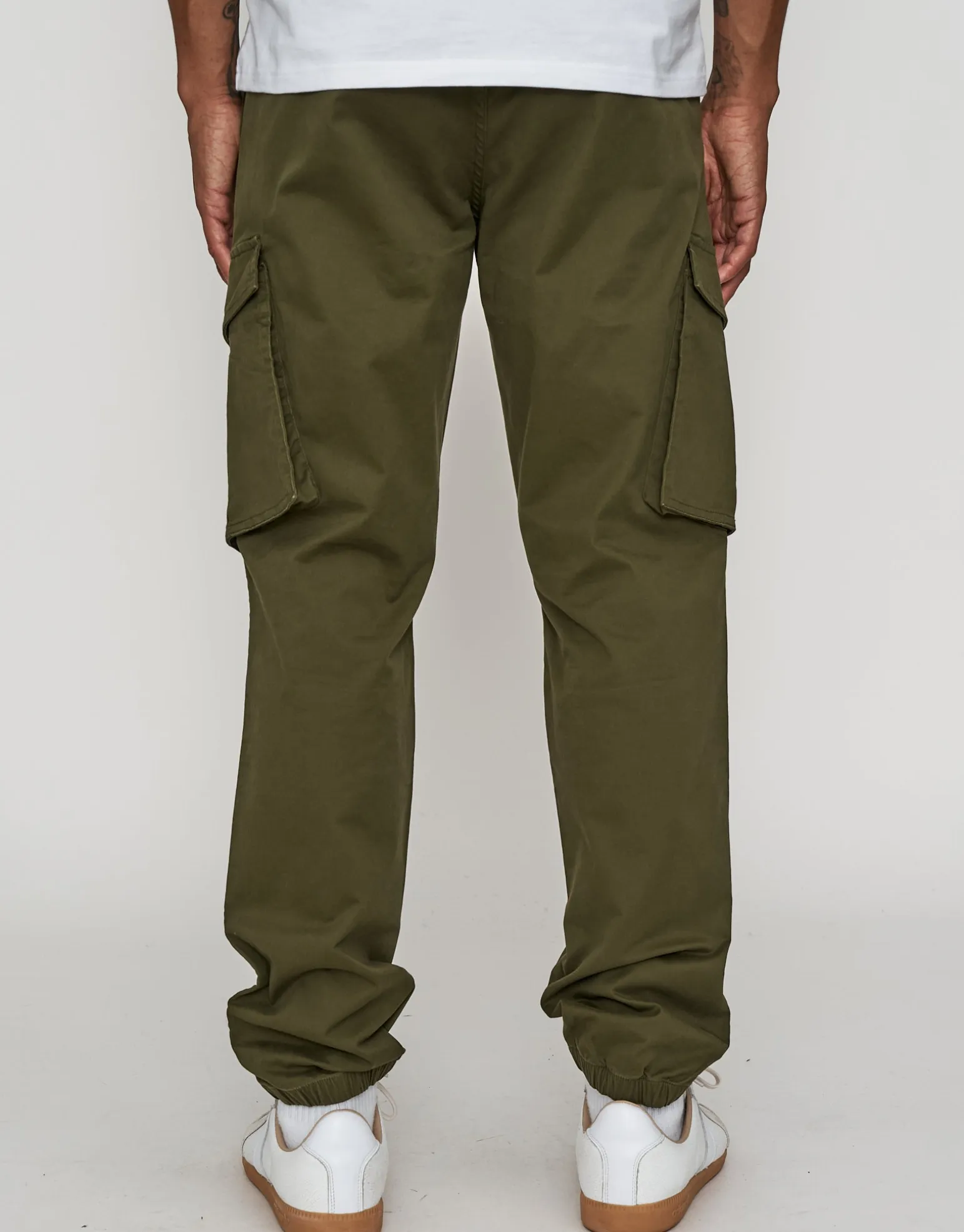 Cuffed Cargo Joggers in Stone