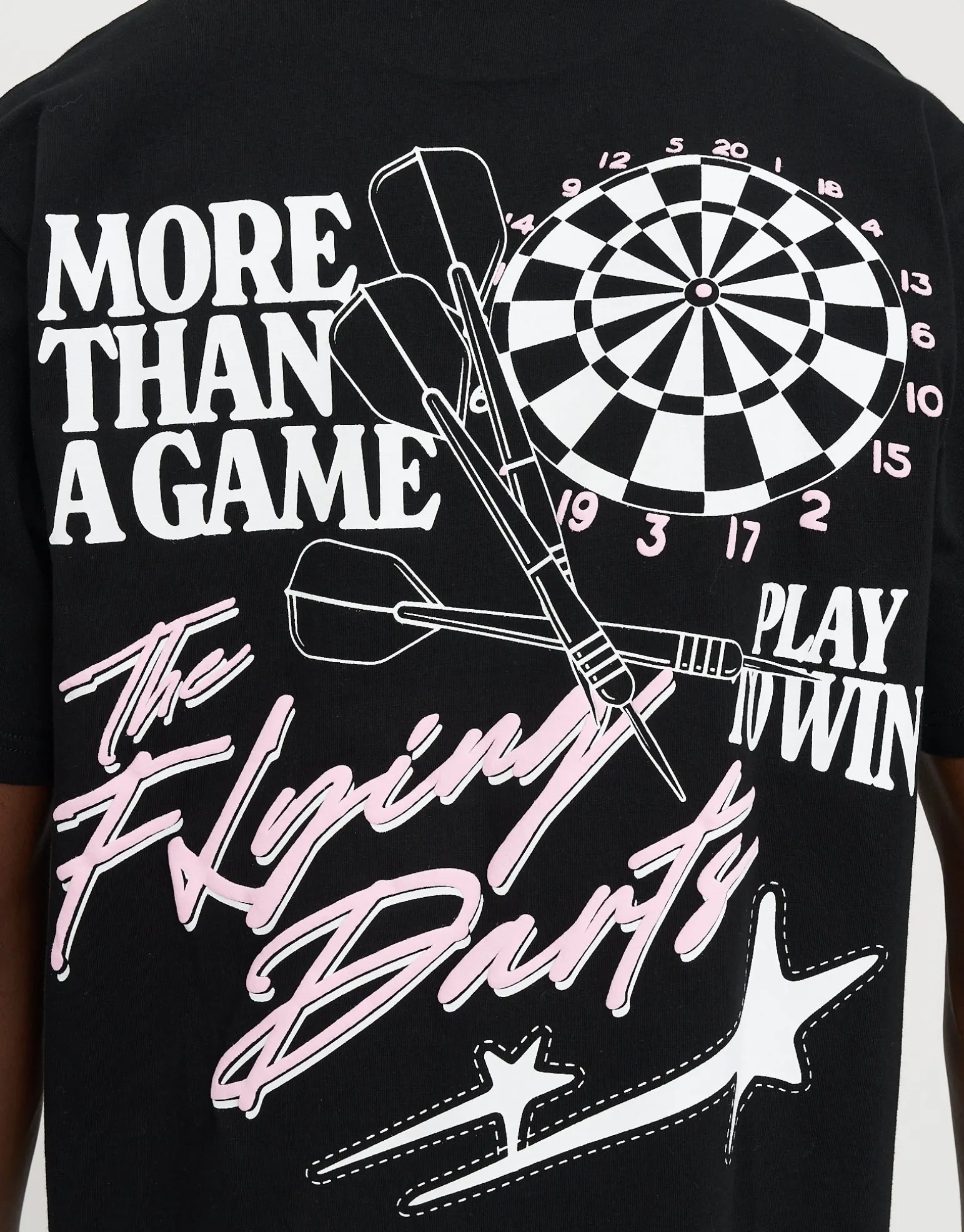 Darts Relaxed Fit T Shirt in Black