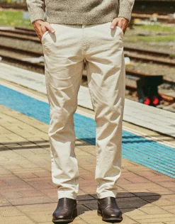 Delta Standard Fit Chinos in Chocolate