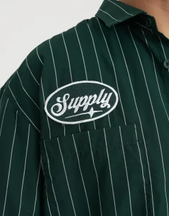Dice Supply Cropped Short Sleeve Shirt in Deep Forest Green
