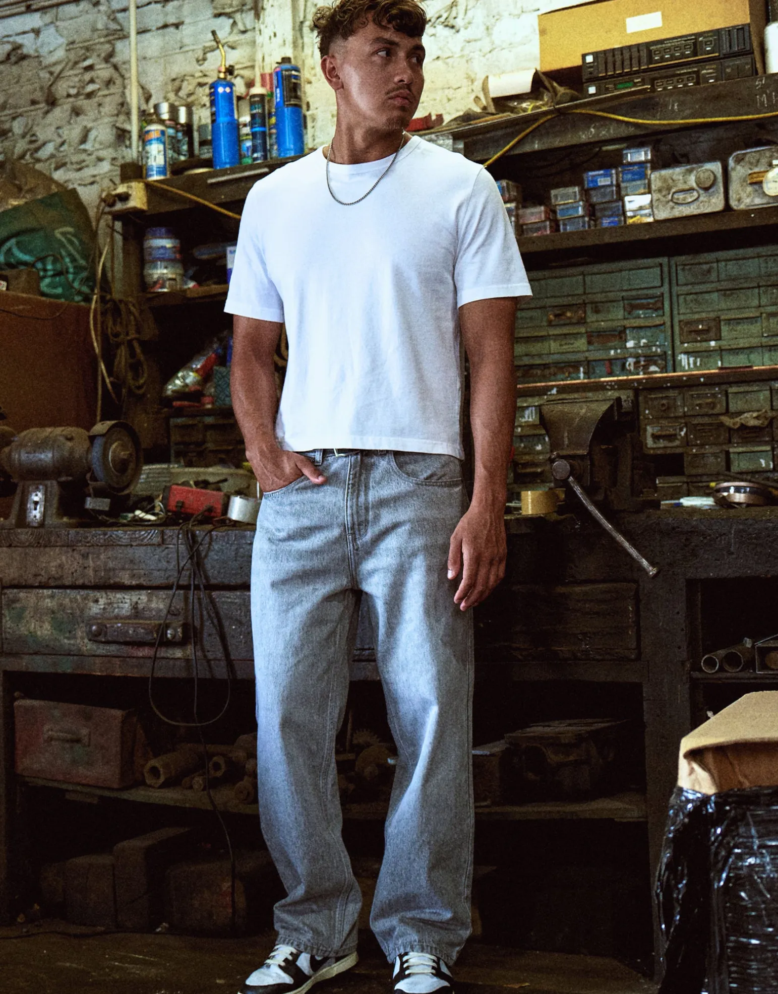 Distressed Baggy Fit Jeans in Acid Wash Blue