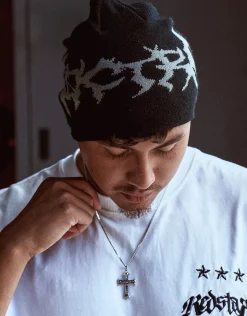 Division Skull Beanie in Off White