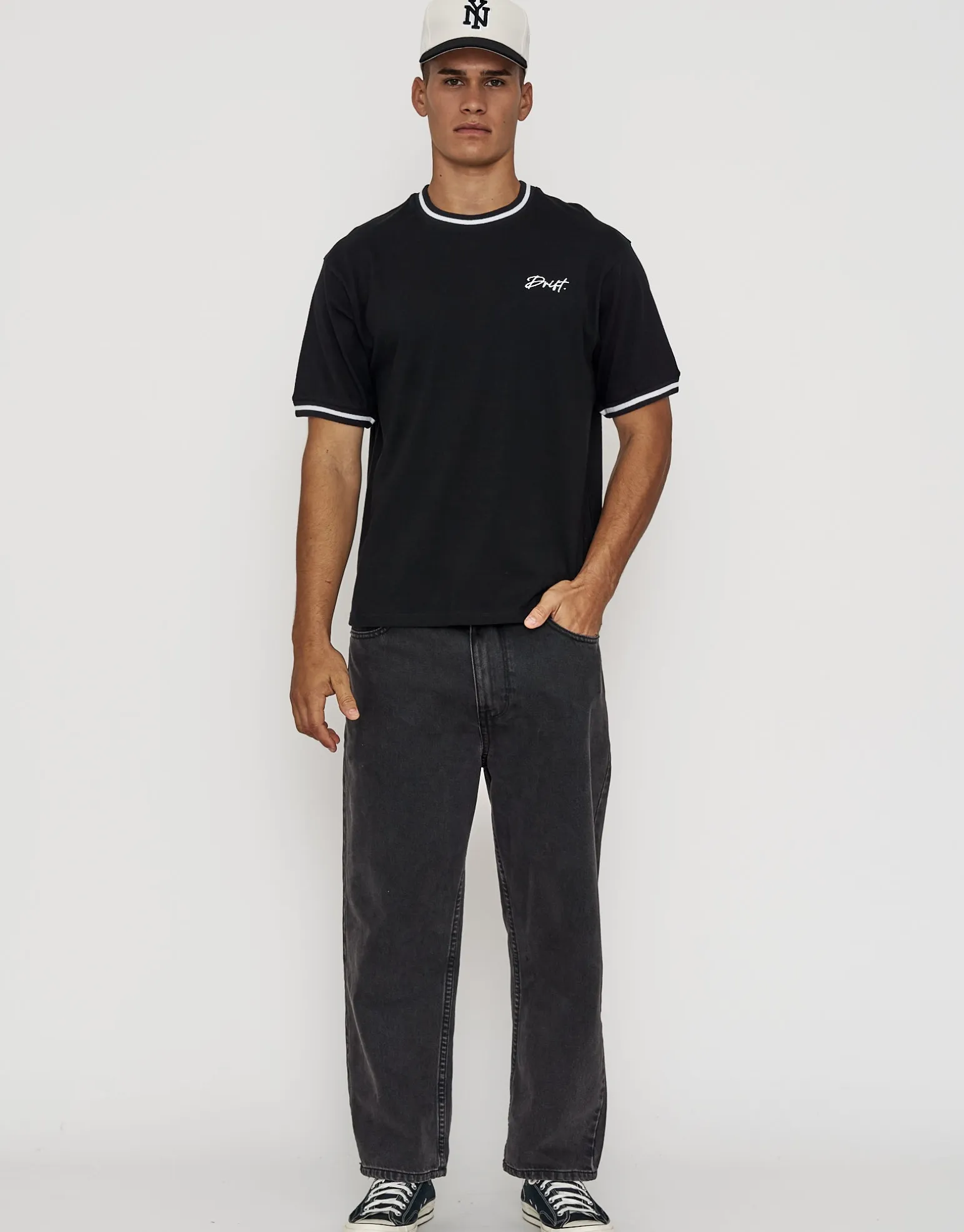 Drift Contrast Relaxed Fit T Shirt in Black