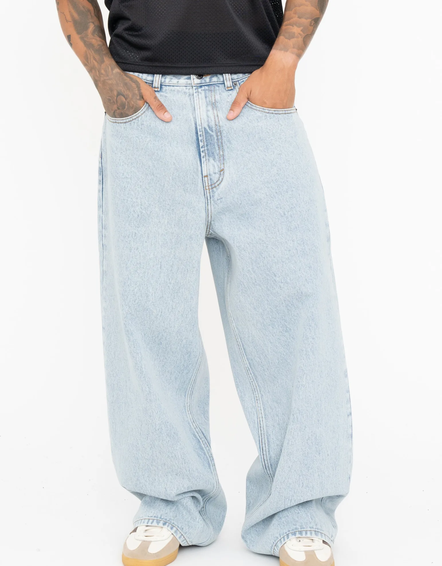 Extra Baggy Fit Jeans in Blue Fade