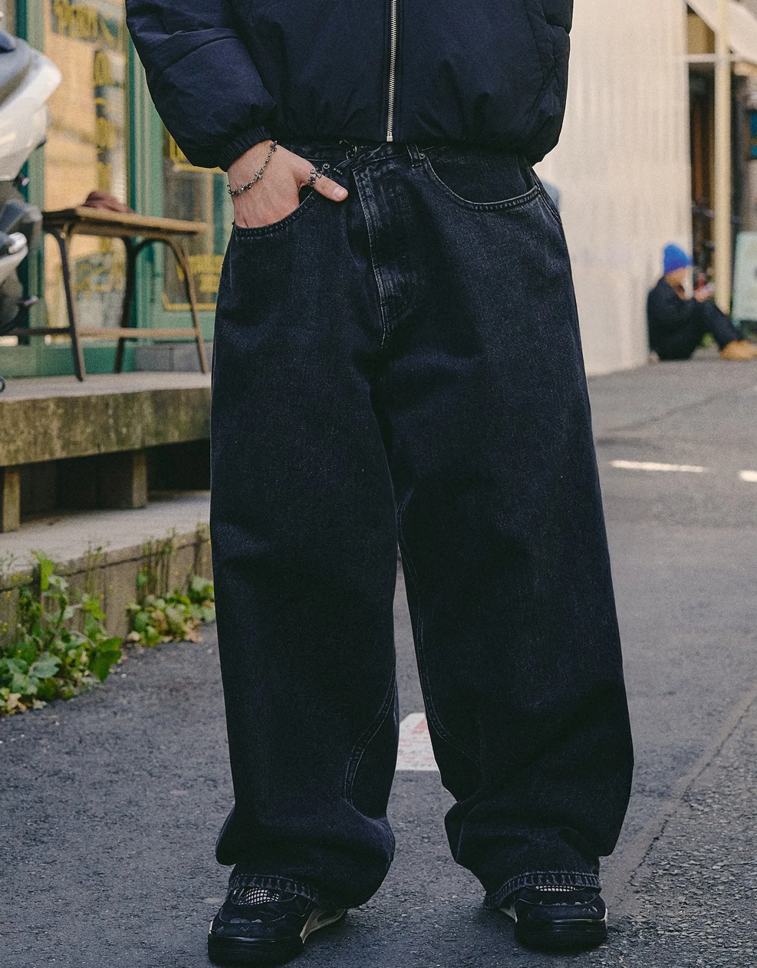 Extra Baggy Fit Jeans in Blue Fade