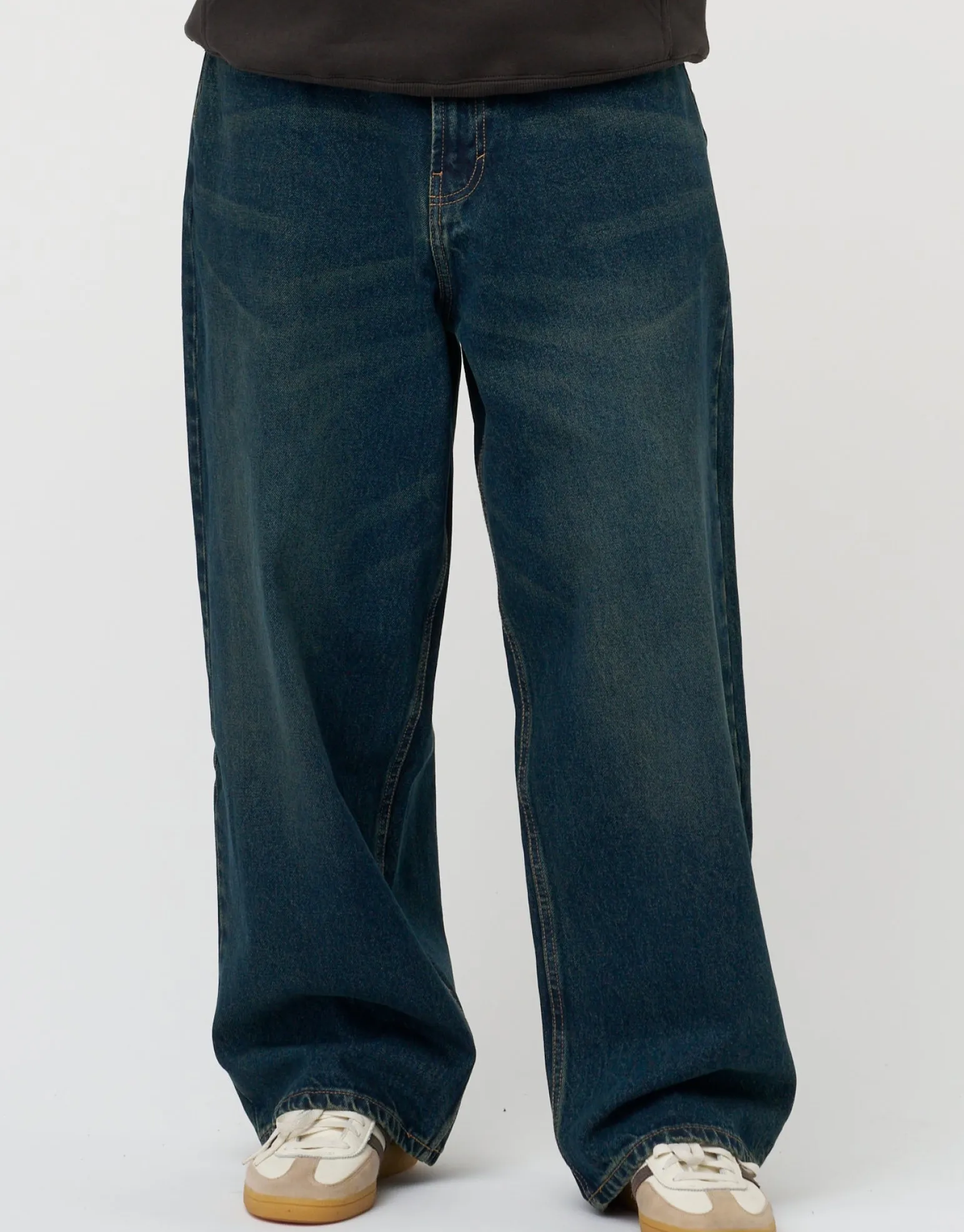 Extra Baggy Fit Jeans in Blue Fade