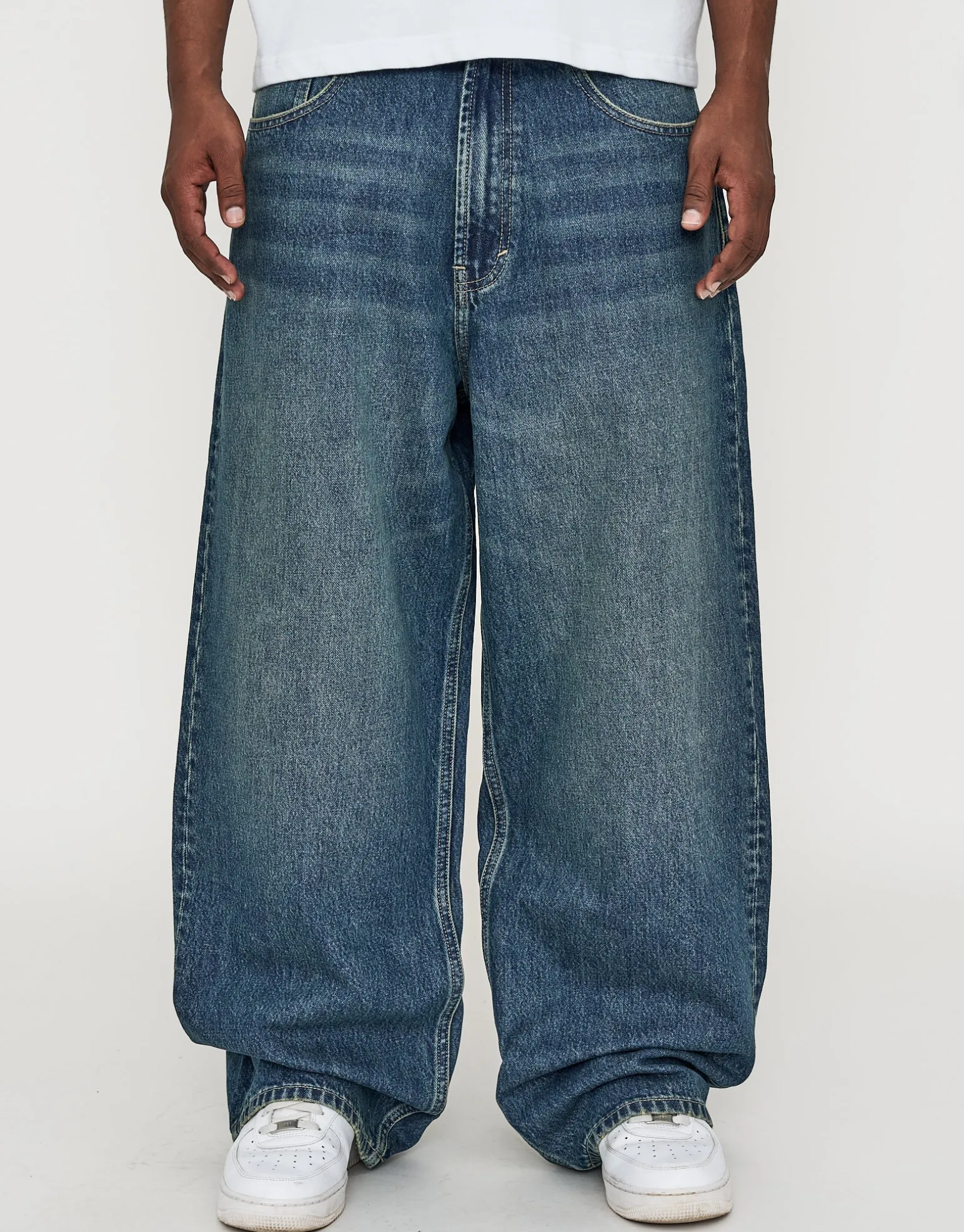 Extra Baggy Fit Jeans in Scrub Blue