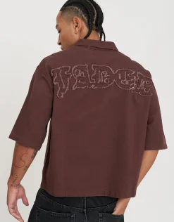 Faded Zip Up Short Sleeve Shirt in Bitter Brown
