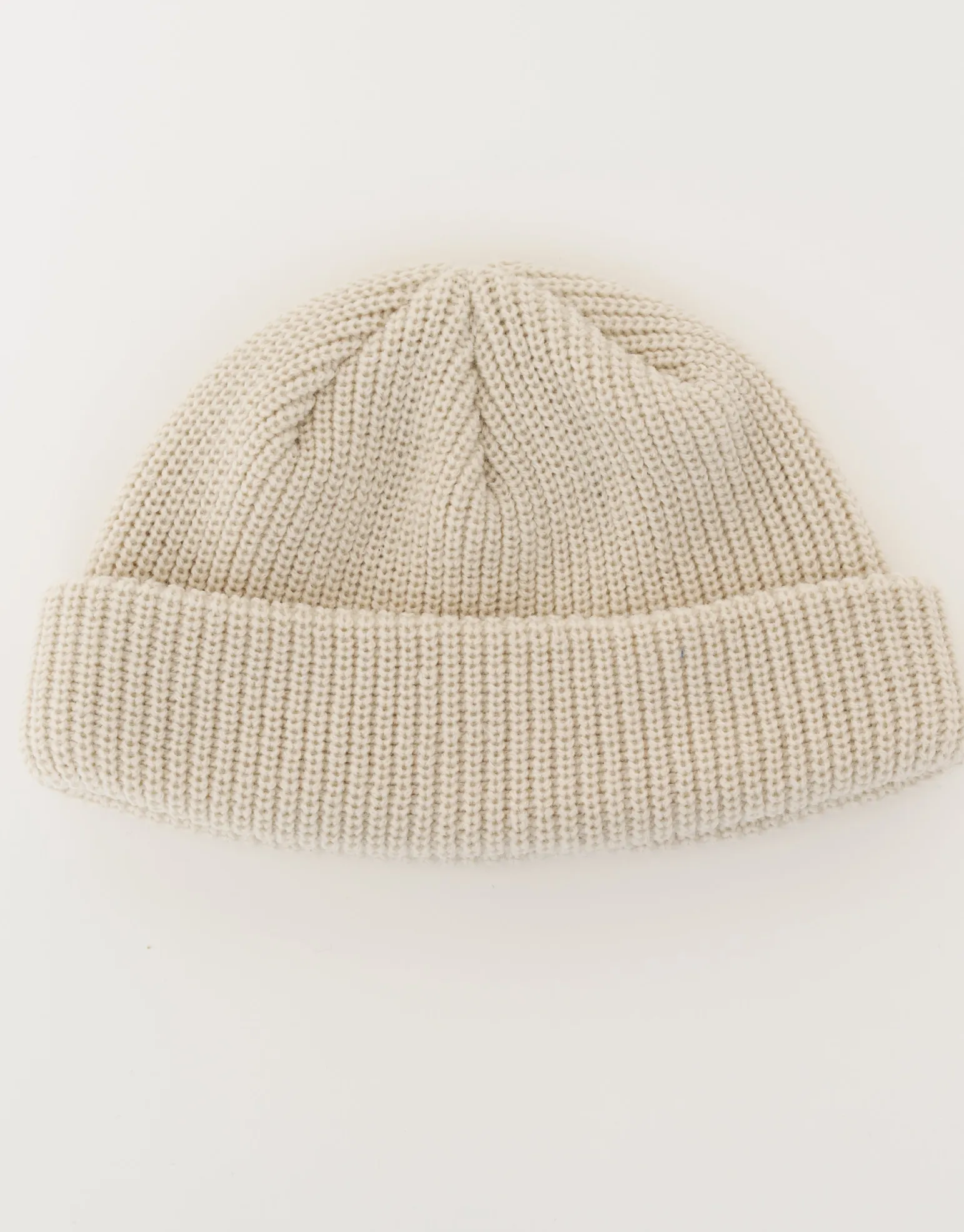 Fisherman Ribbed Beanie in Bone