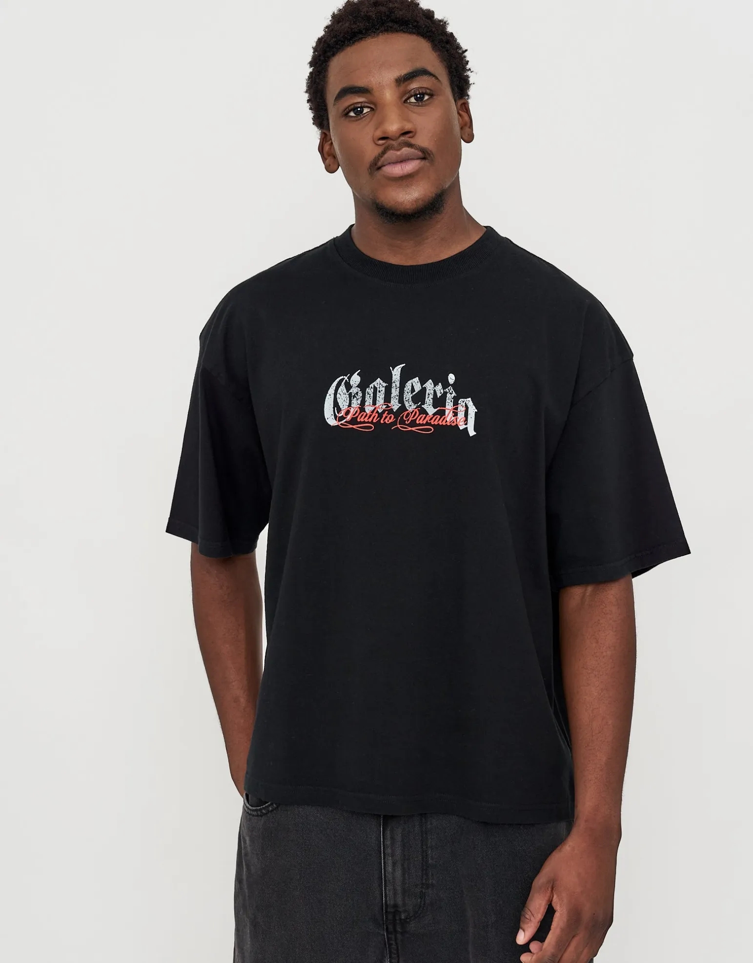 Galeria Box Fit T Shirt in Black