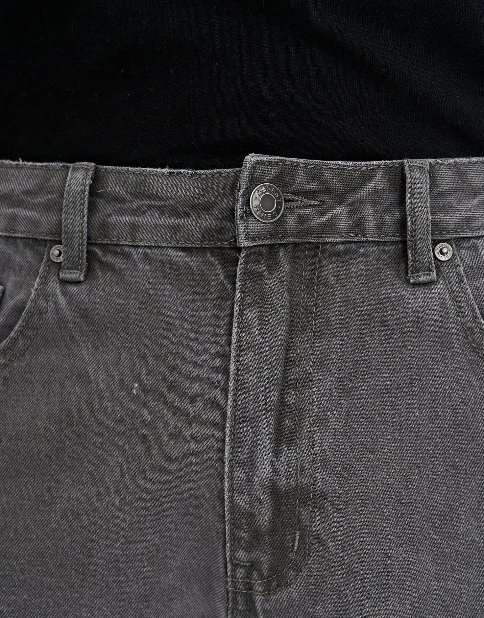 Heartless Baggy Fit Jeans in Grey
