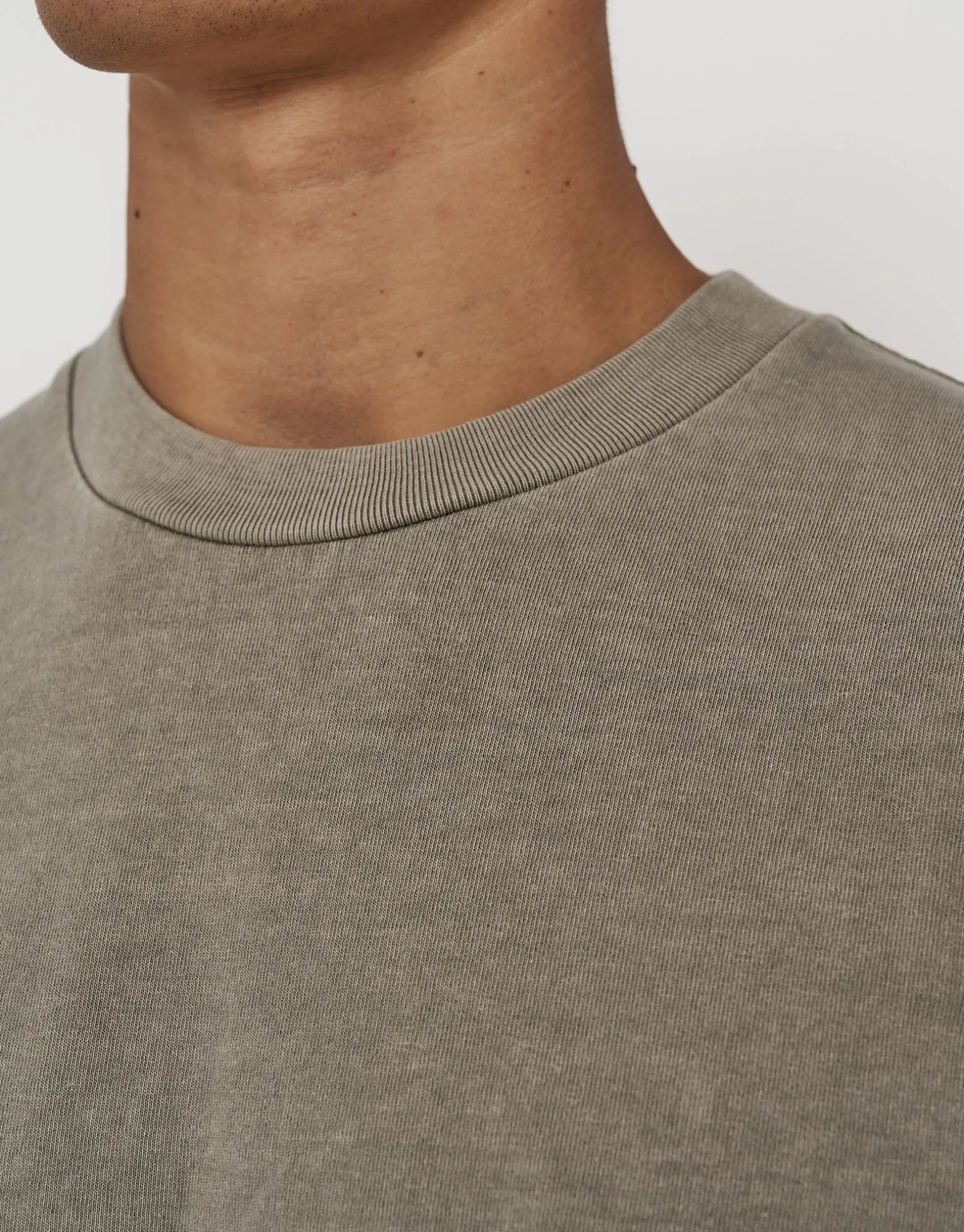 Heavyweight Regular Fit T Shirt in White
