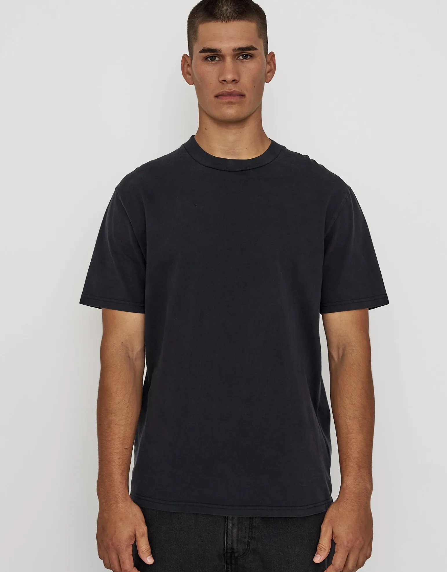 Heavyweight Regular Fit T Shirt in Dark Ecru