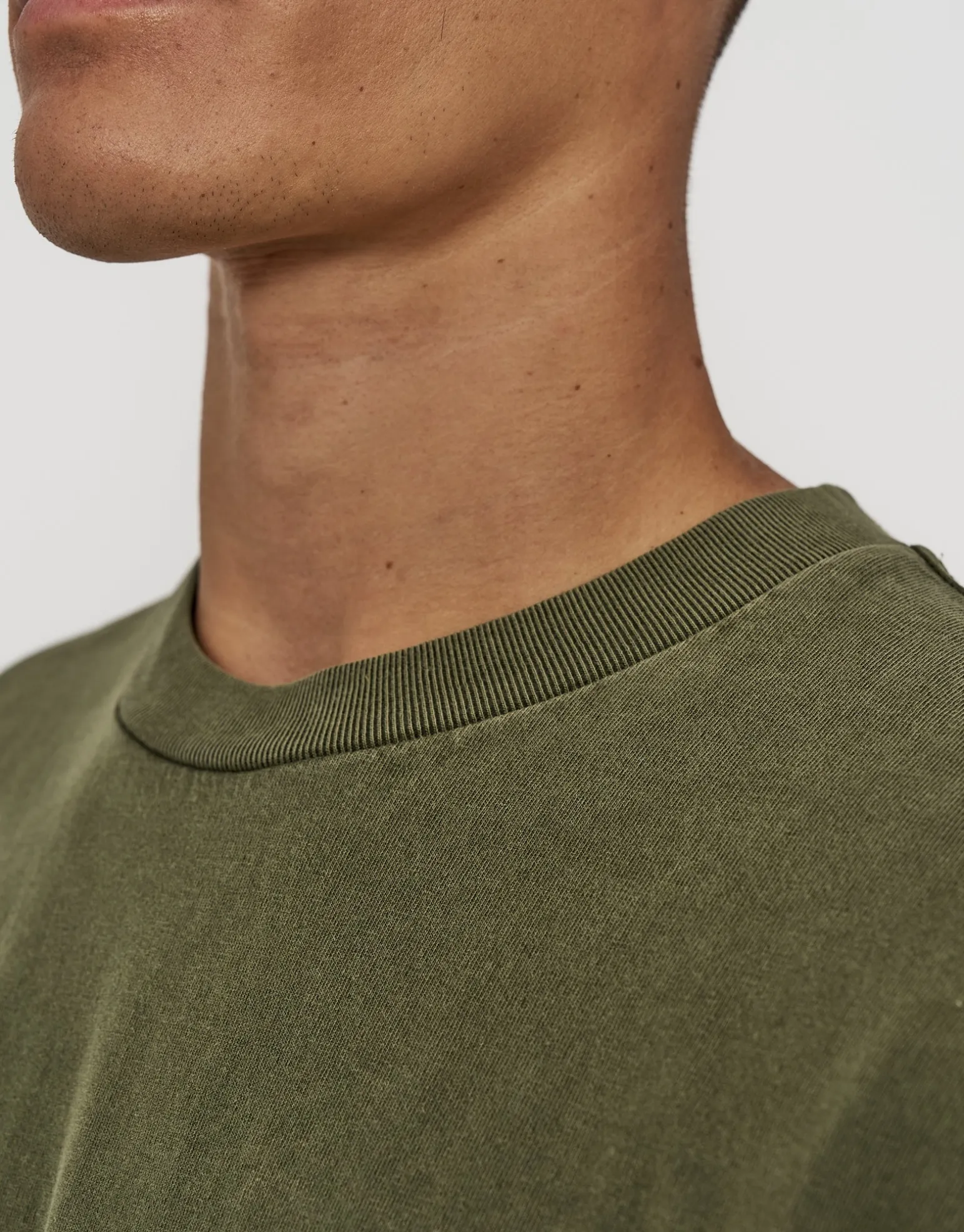 Heavyweight Regular Fit T Shirt in Dark Ecru