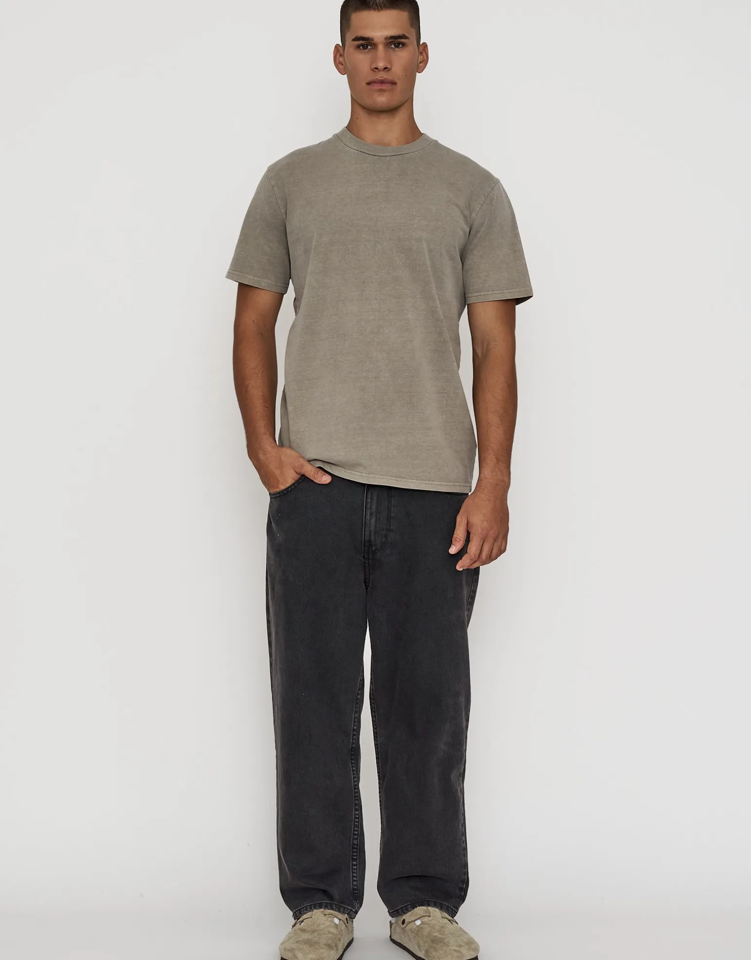 Heavyweight Regular Fit T Shirt in Dark Ecru