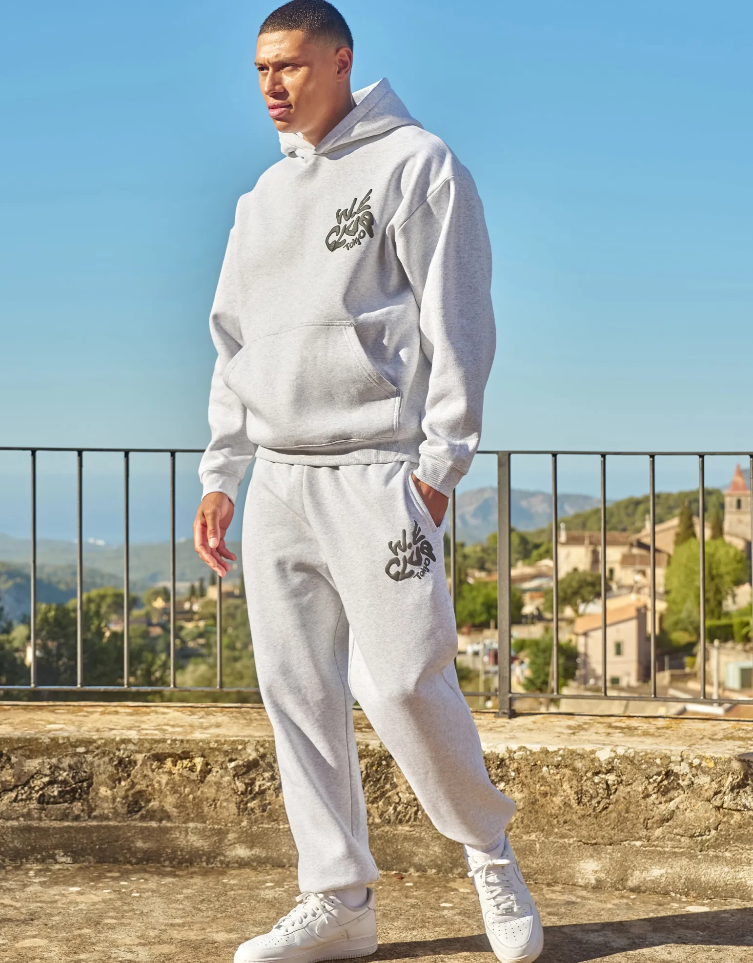 Heavyweight Weekend Club Hoodie in Lilac Ash