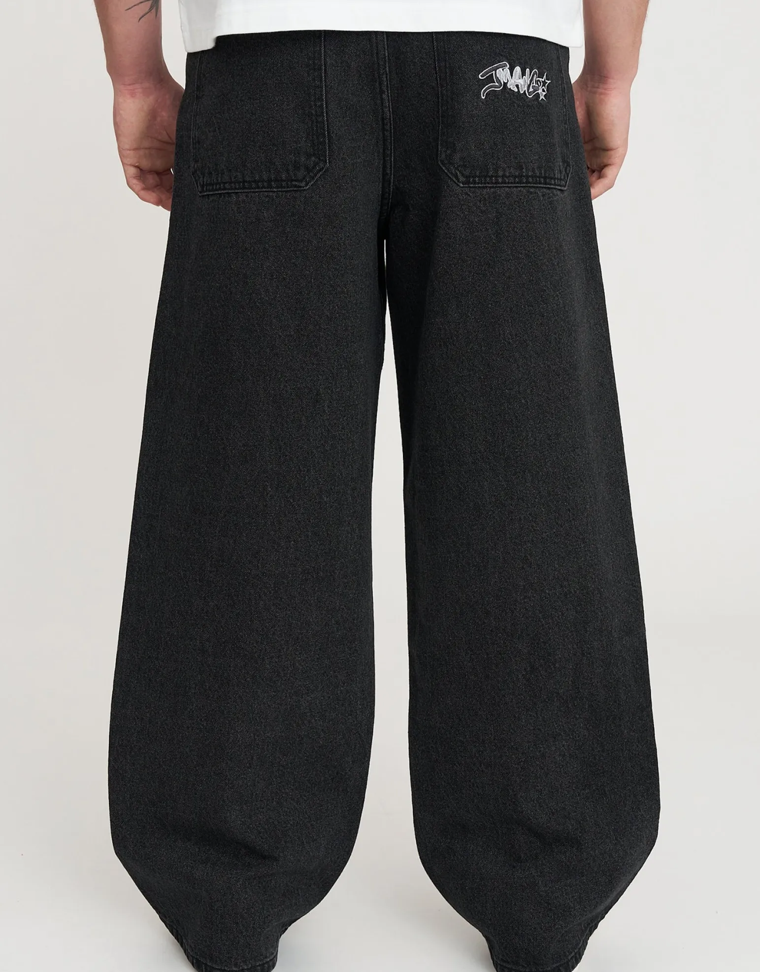 JManGo Extra Baggy Fit Jeans in Washed Black