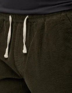 Jumbo Cord Shorts in Forest Green