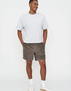 Jumbo Cord Shorts in Lt Grey